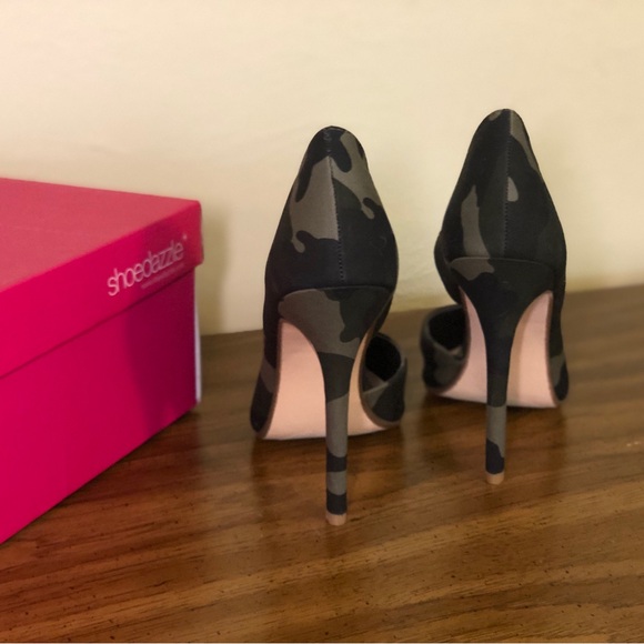 Heels - Picture 7 of 7